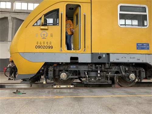 1643003565724884.jpg 接触网作业车,抬轮器.jpg